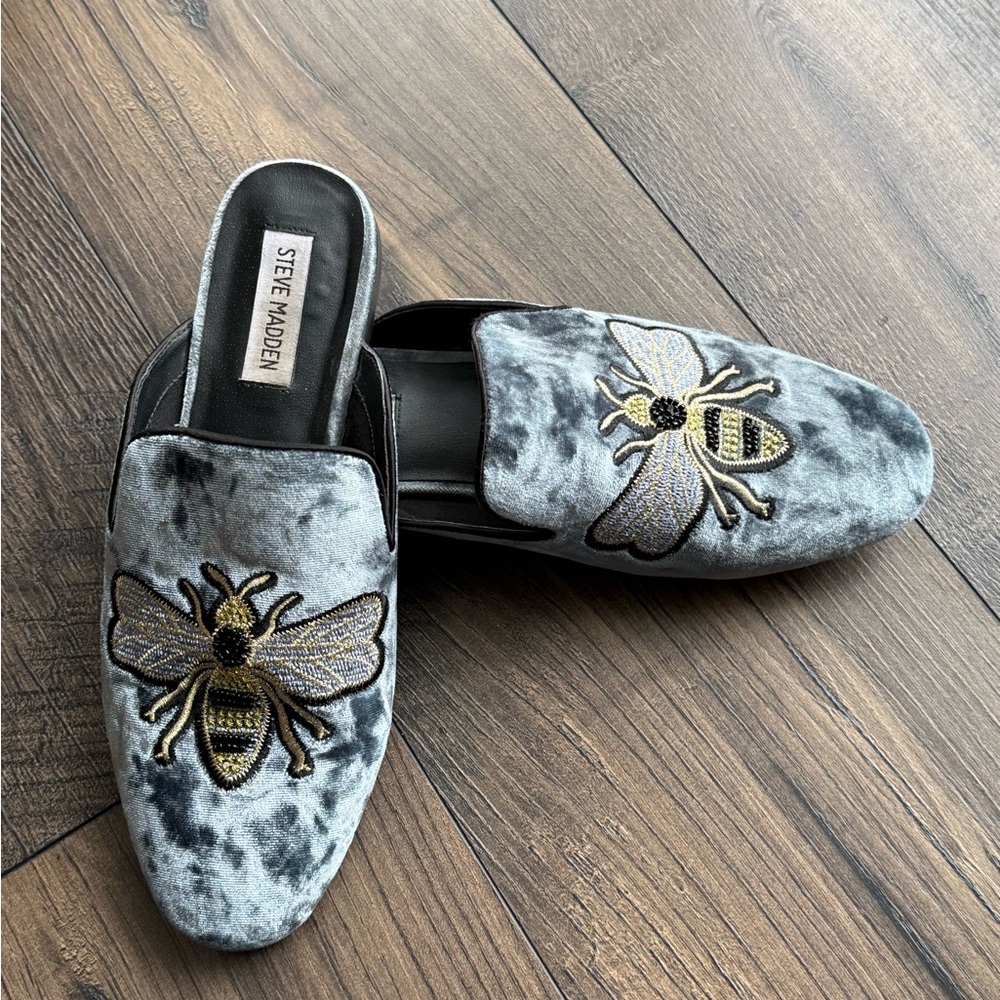 Steve Madden Velvet Bee Loafers